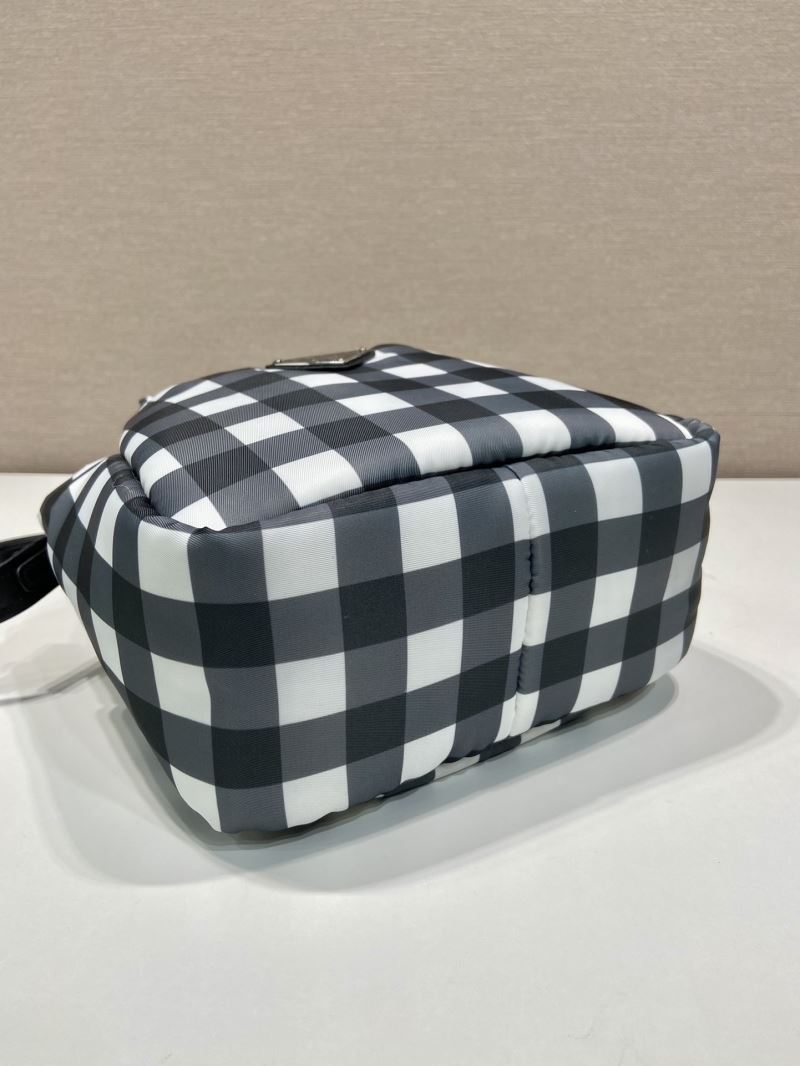 Pra*a tote bags